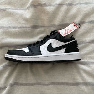 Air Jordan 1 Low SE “Homage” Wmns 7.5